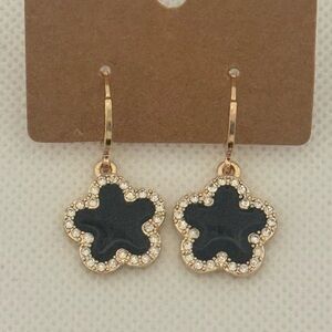 Gold & Black Flower Drop Earrings – Elegant Dainty Sparkle – NWT